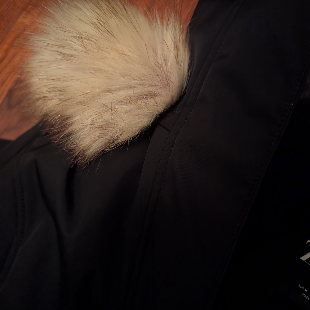Women's Black Parka Coat with Faux Fur Trim Hood - Picture 4 of 7